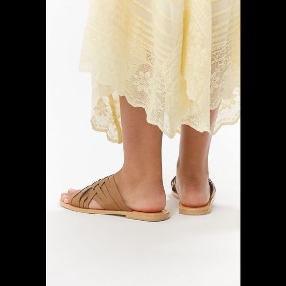 Urban Outfitters UO Janna Woven Sandals - Picture 3 of 7